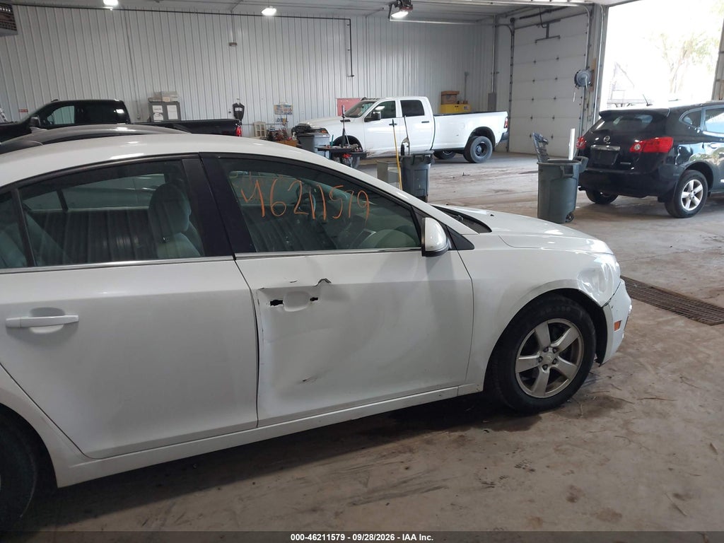 2015 Chevrolet Cruze 1LT Auto photo 6
