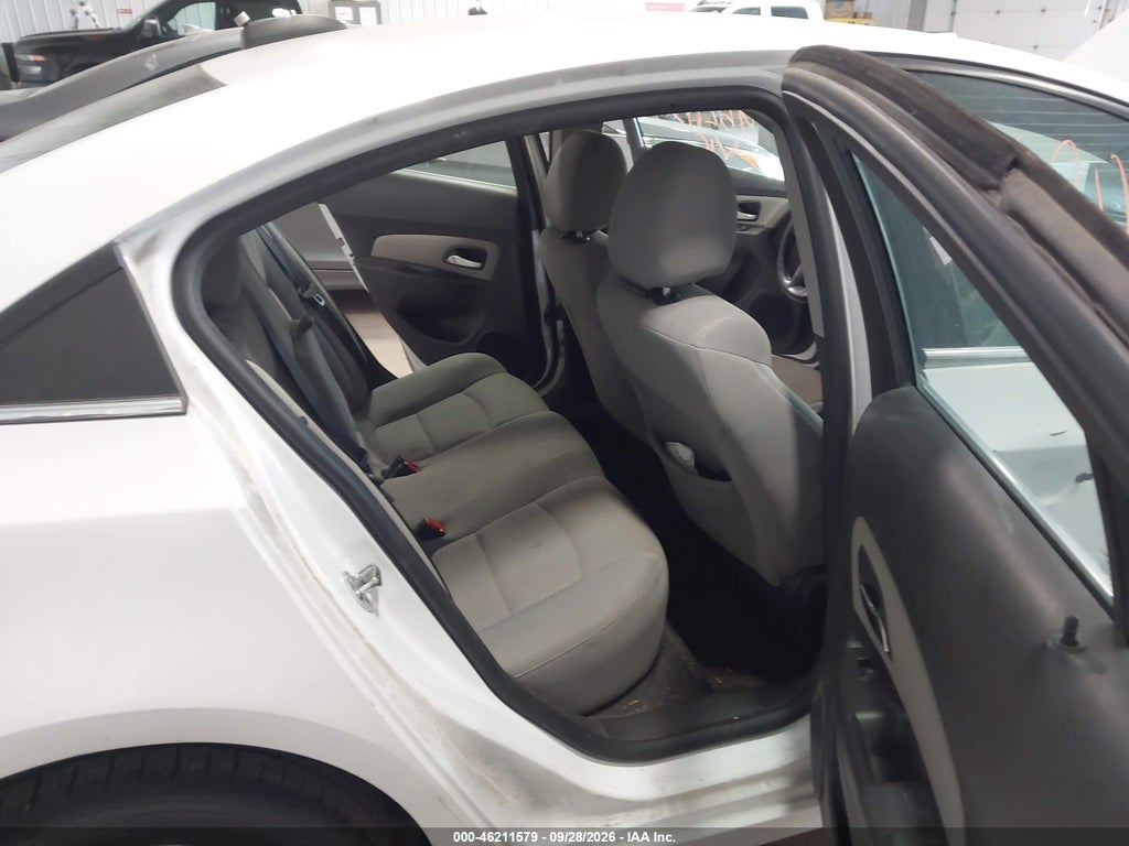 2015 Chevrolet Cruze 1LT Auto photo 8