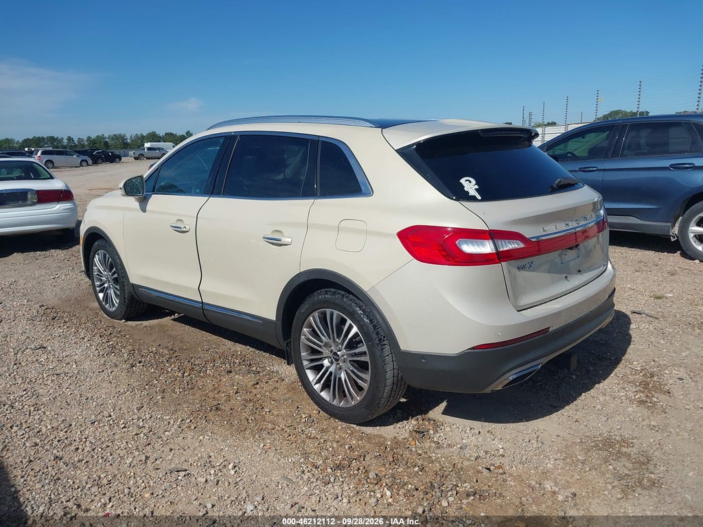 2016 Lincoln MKX Reserve photo 3