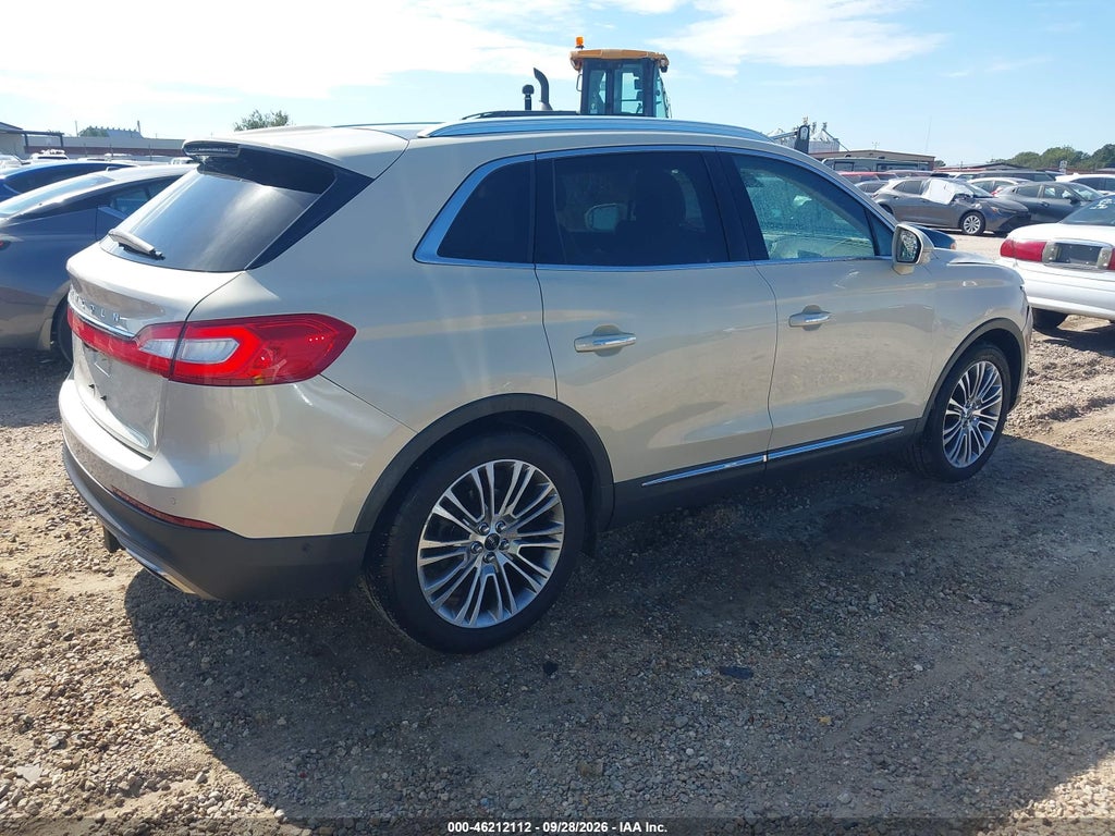 2016 Lincoln MKX Reserve photo 4