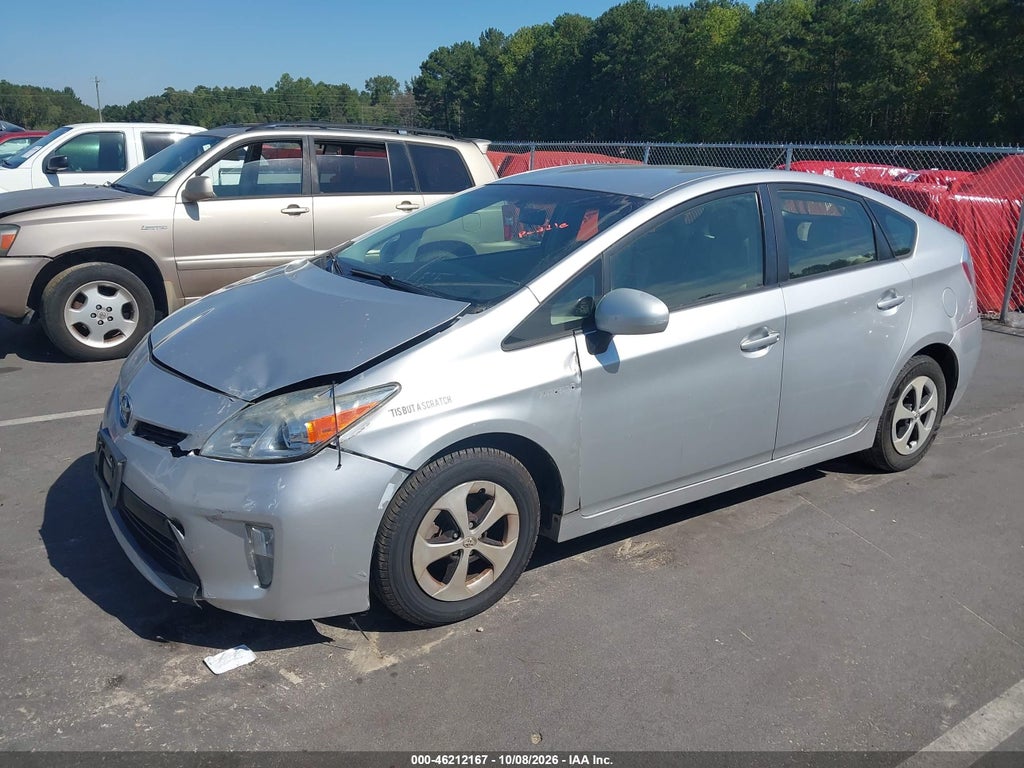 2013 Toyota Prius TWO photo 2