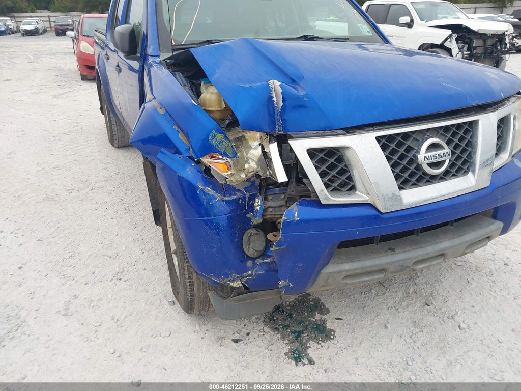 2012 Nissan Frontier SV photo 6
