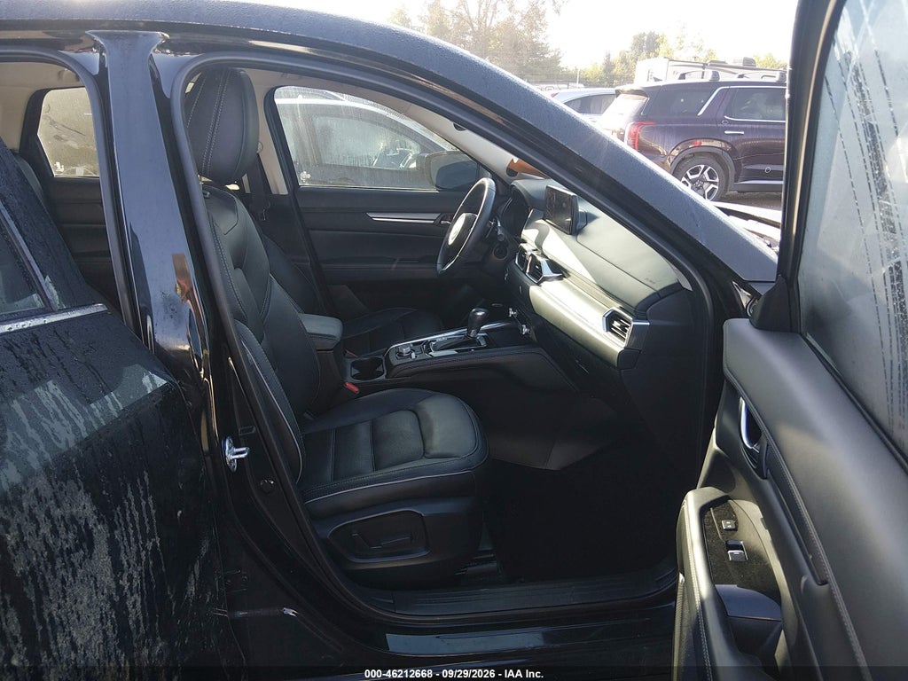 2024 Mazda CX-5 2.5 S Premium photo 5