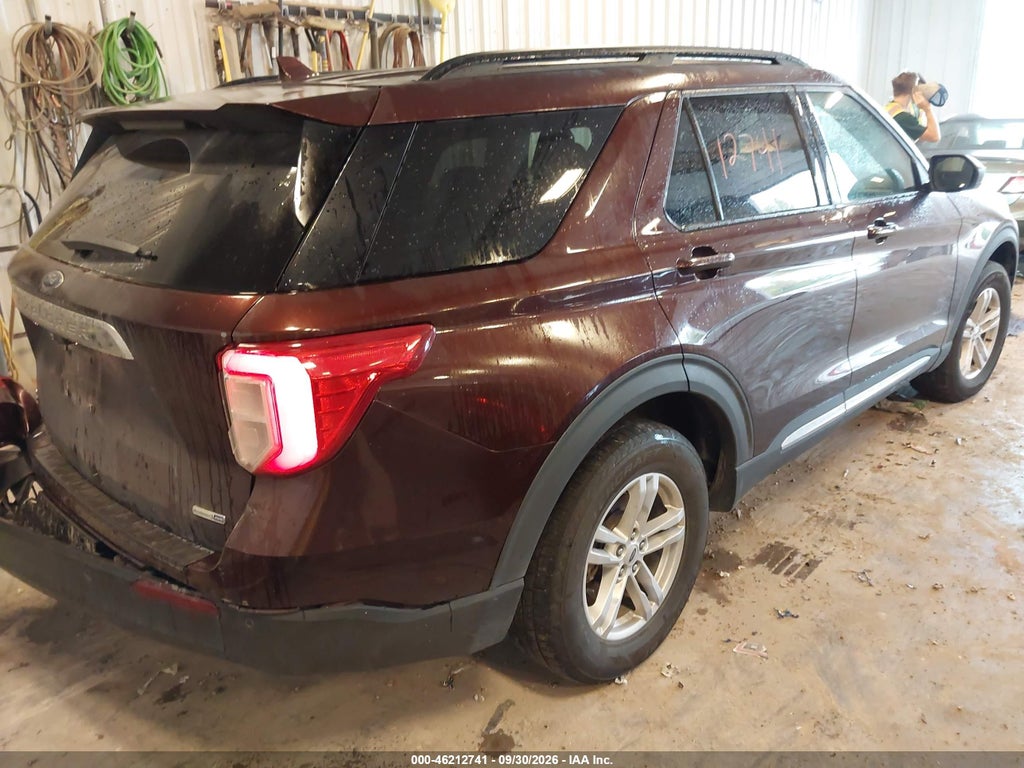 2020 Ford Explorer XLT photo 4