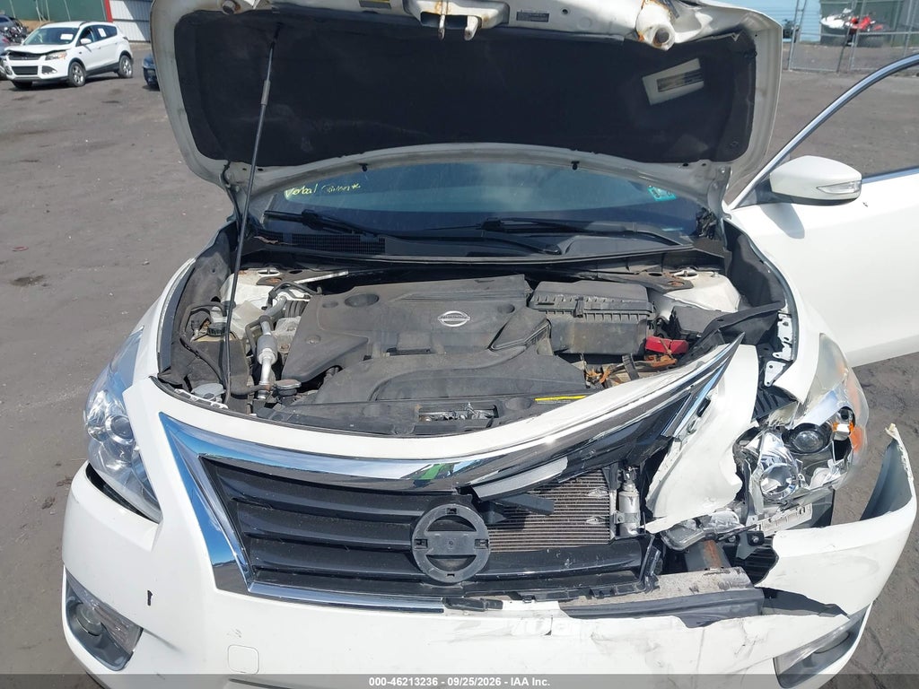 2015 Nissan Altima 2.5 SV photo 10