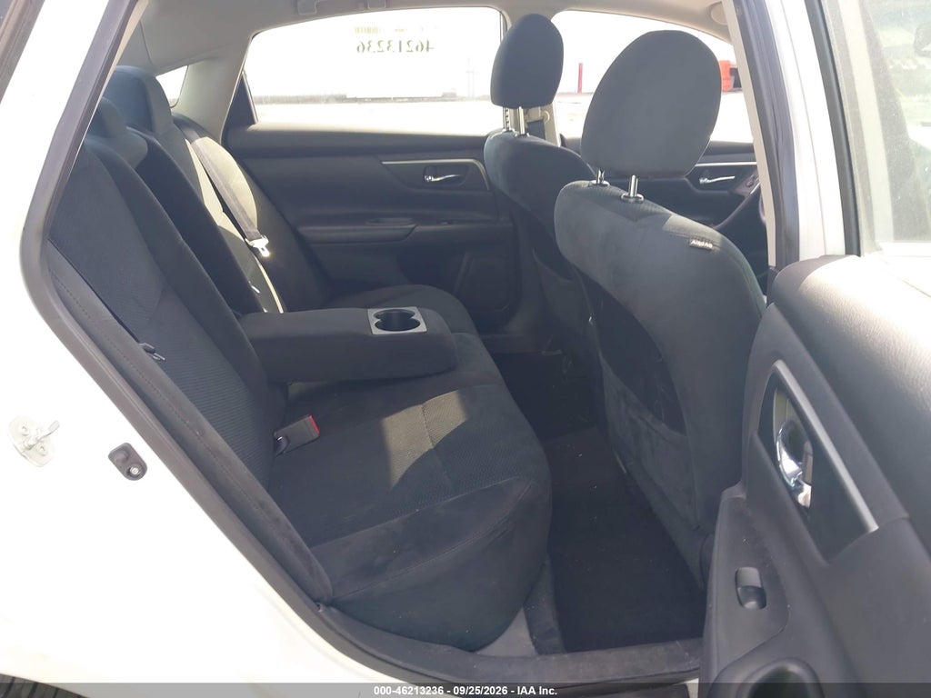 2015 Nissan Altima 2.5 SV photo 8