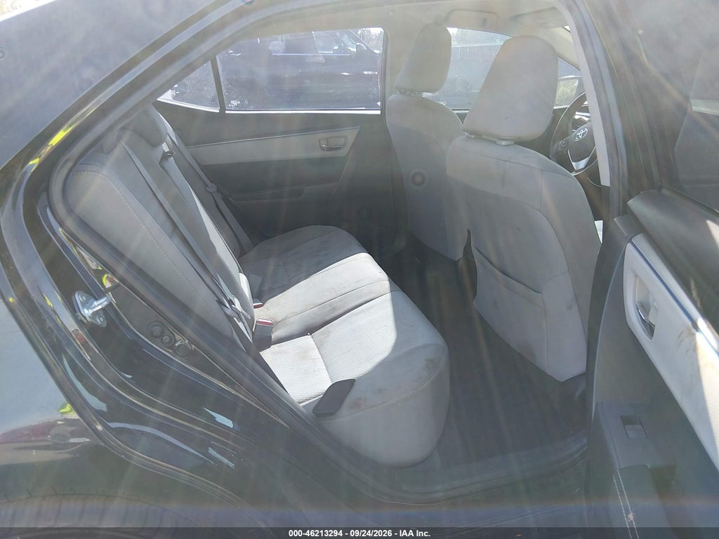 2016 Toyota Corolla LE photo 8