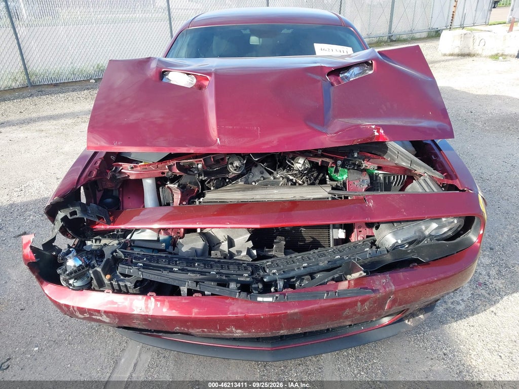 2018 Dodge Challenger SXT photo 6