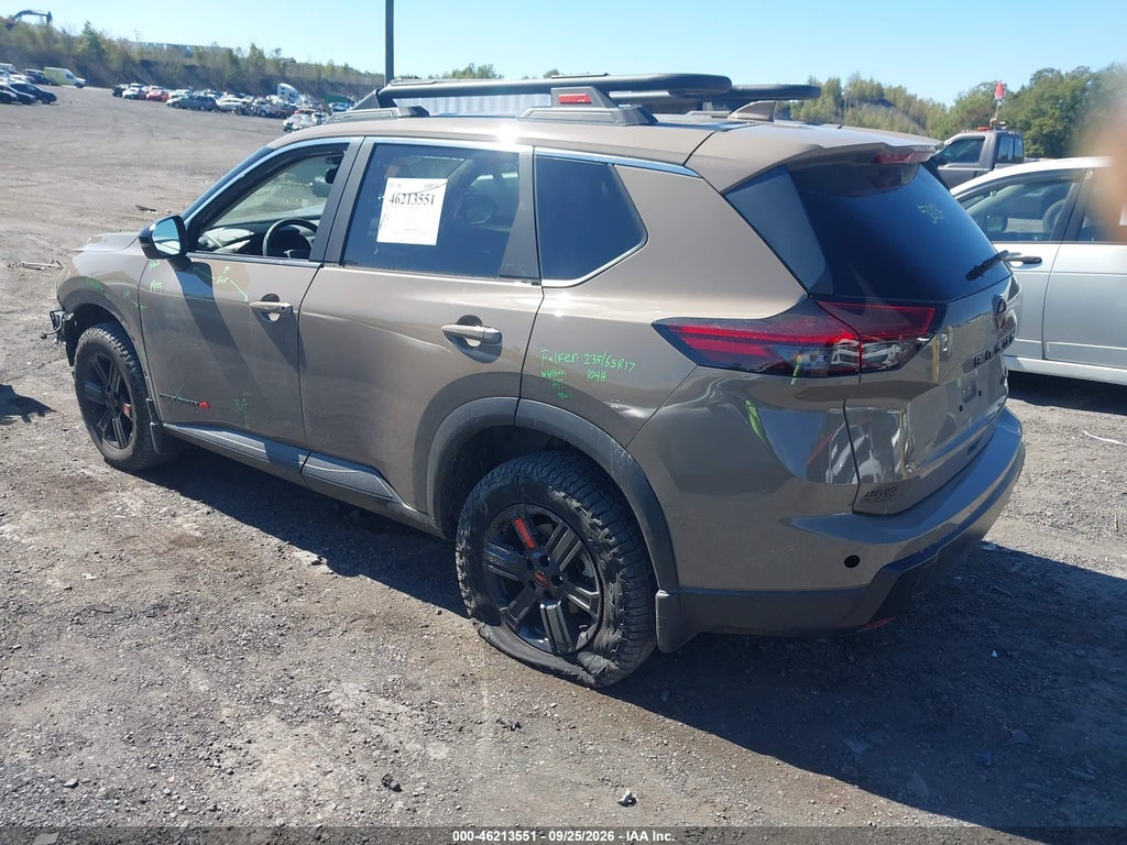 2025 Nissan Rogue Rock Creek photo 3