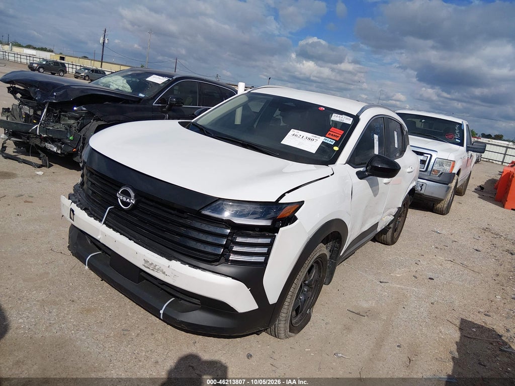 2026 Nissan Kicks SV photo 2