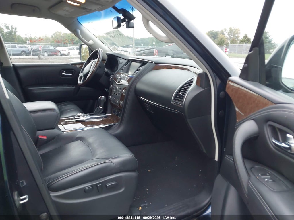 2016 Infiniti QX80 photo 5
