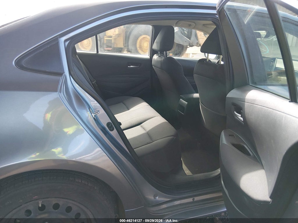 2020 Toyota Corolla LE photo 8