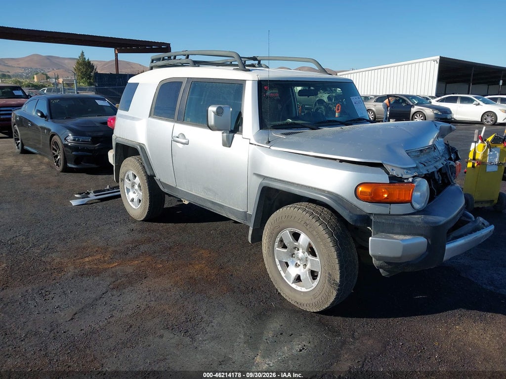 2007 Toyota FJ Cruiser photo 1