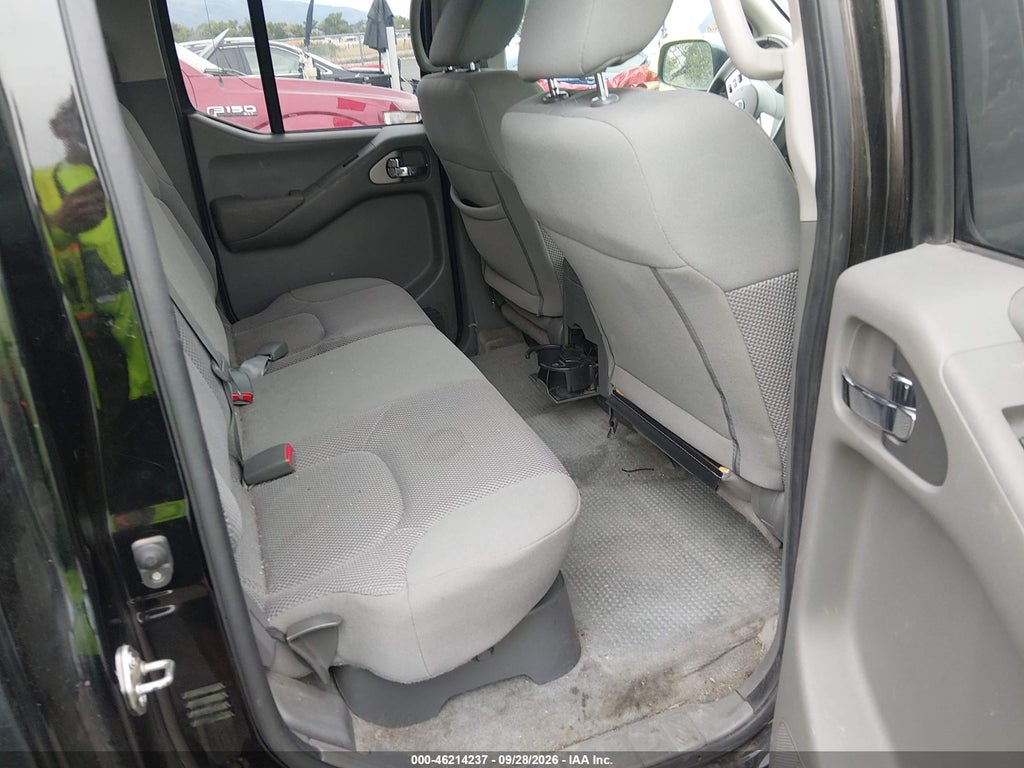 2018 Nissan Frontier SV photo 8