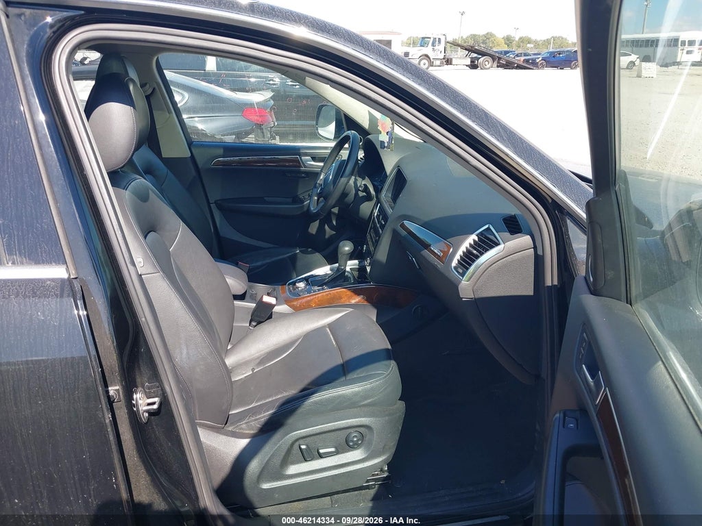 2012 Audi Q5 2.0T Premium photo 5