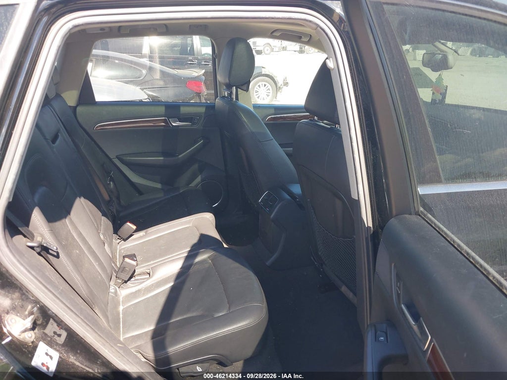 2012 Audi Q5 2.0T Premium photo 8