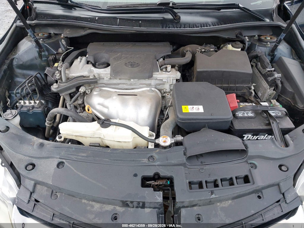 2017 Toyota Camry SE photo 10
