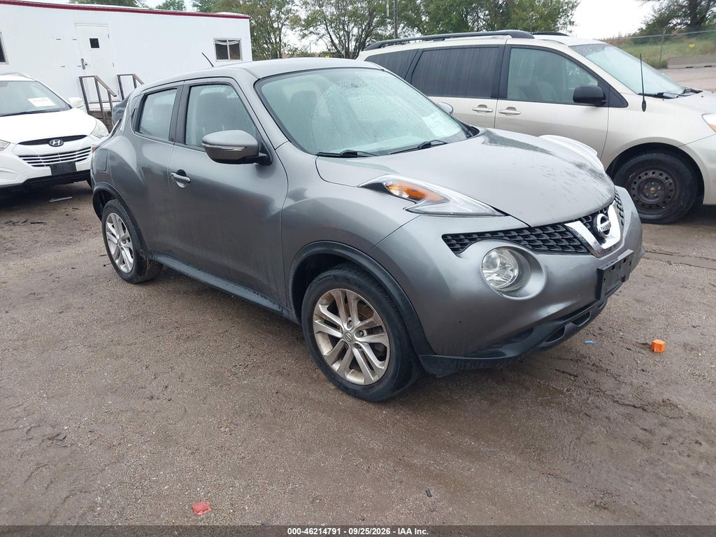 2015 Nissan Juke S photo 1
