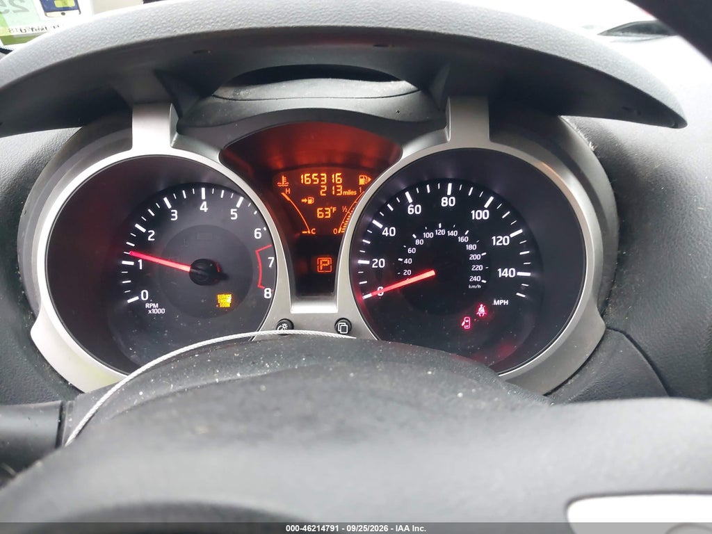 2015 Nissan Juke S photo 7