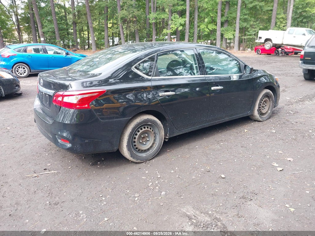 2018 Nissan Sentra S photo 4