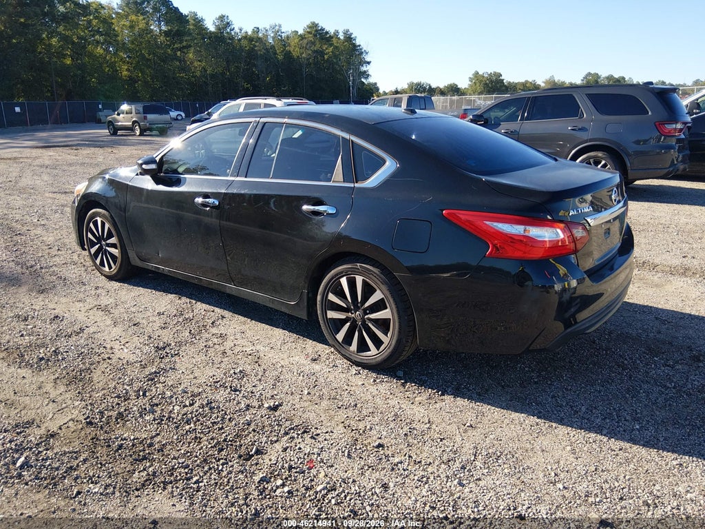 2018 Nissan Altima 2.5 SV photo 3
