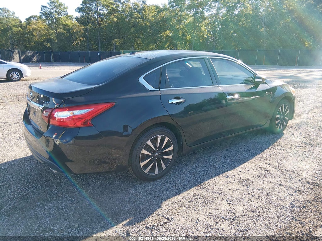2018 Nissan Altima 2.5 SV photo 4
