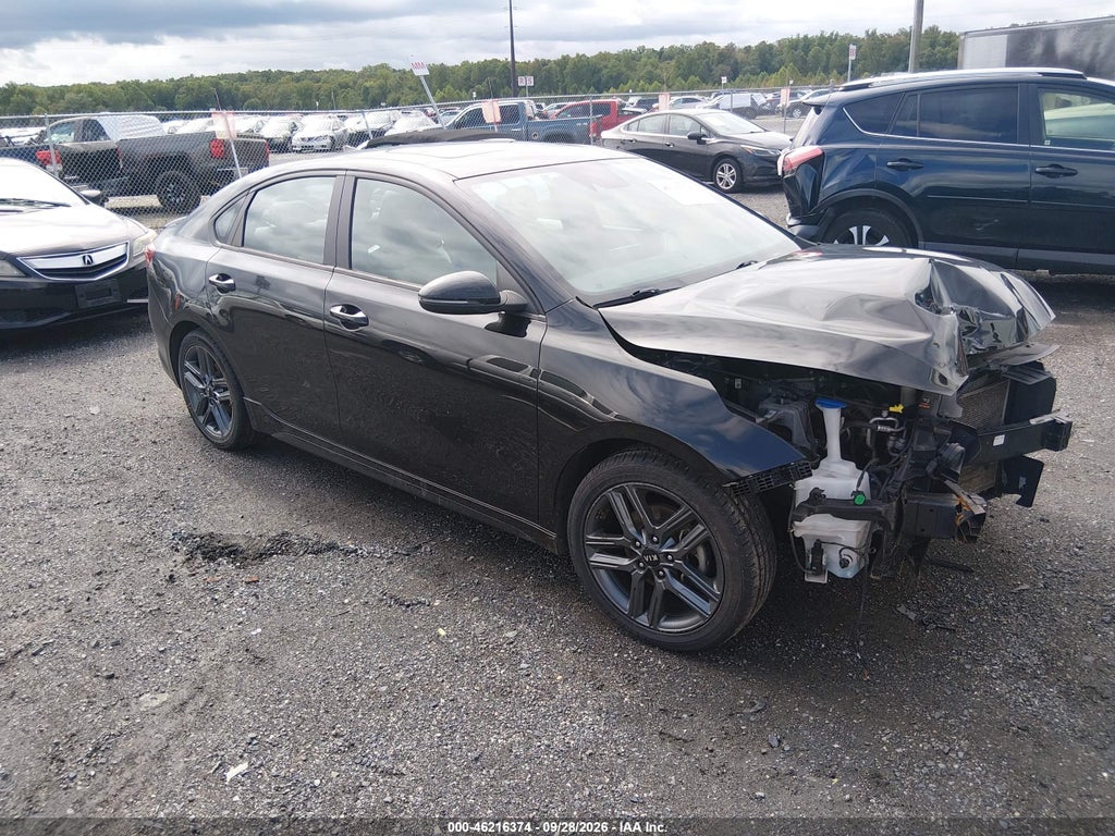 2021 Kia Forte GT-Line photo 1