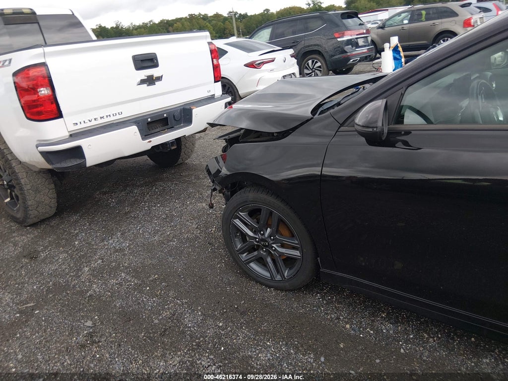 2021 Kia Forte GT-Line photo 6