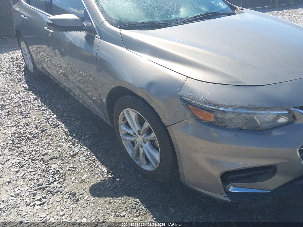 2018 Chevrolet Malibu LT photo 6