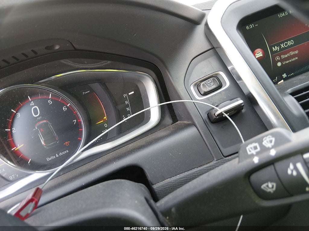 2017 Volvo XC60 T5 Inscription photo 11