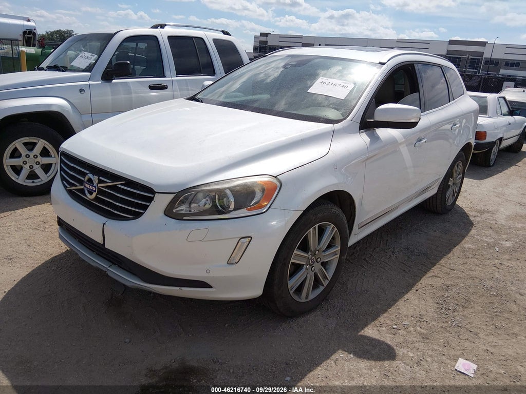 2017 Volvo XC60 T5 Inscription photo 2