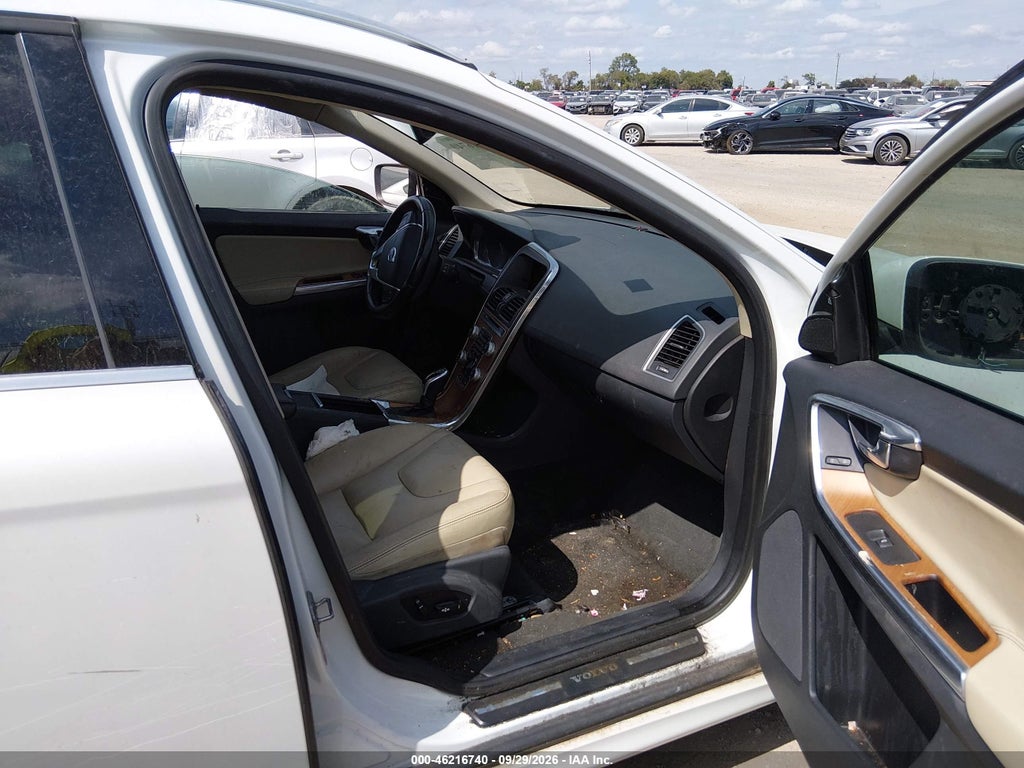 2017 Volvo XC60 T5 Inscription photo 5