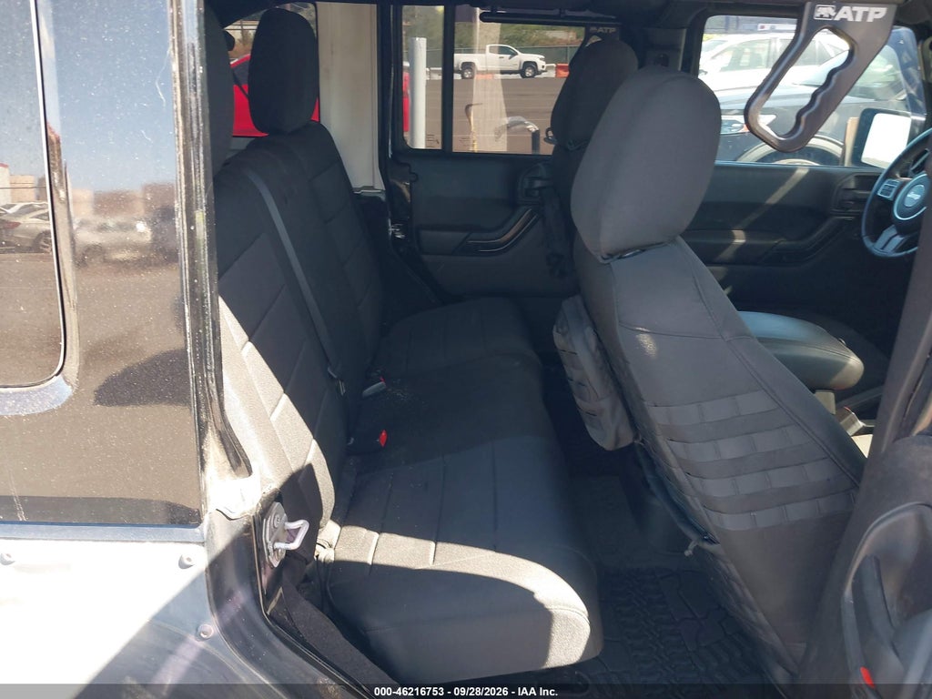2017 Jeep Wrangler Unlimited Smoky Mountain 4X4 photo 8