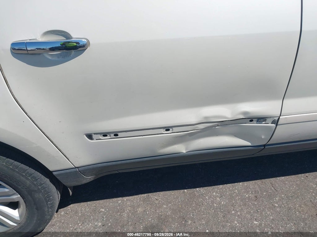 2013 Chevrolet Traverse 2LT photo 6