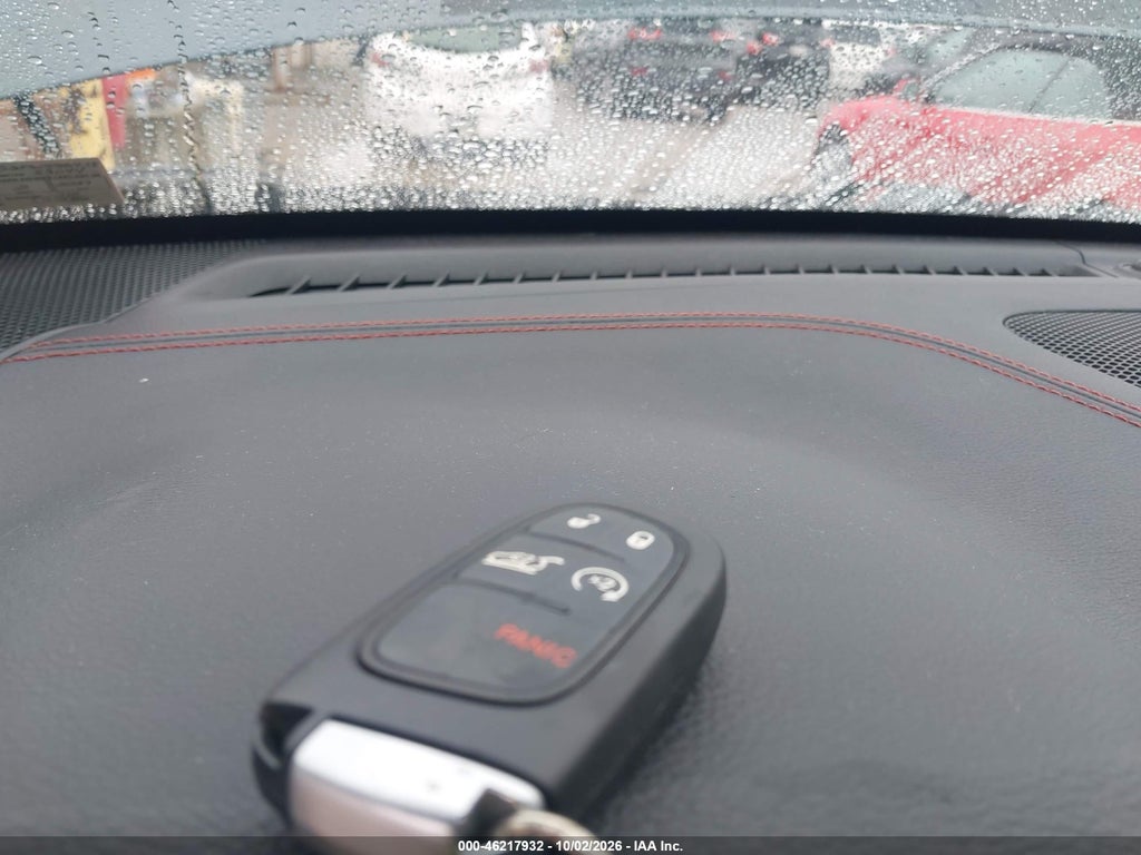 2015 Jeep Cherokee Trailhawk photo 11