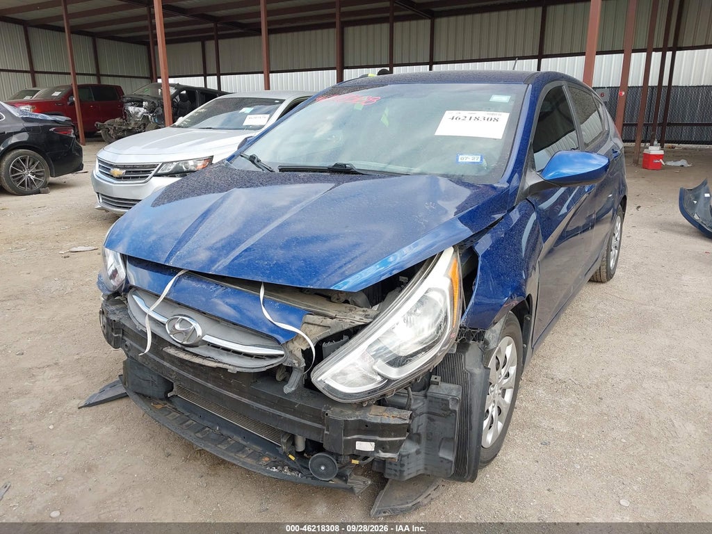 2017 Hyundai Accent SE photo 2
