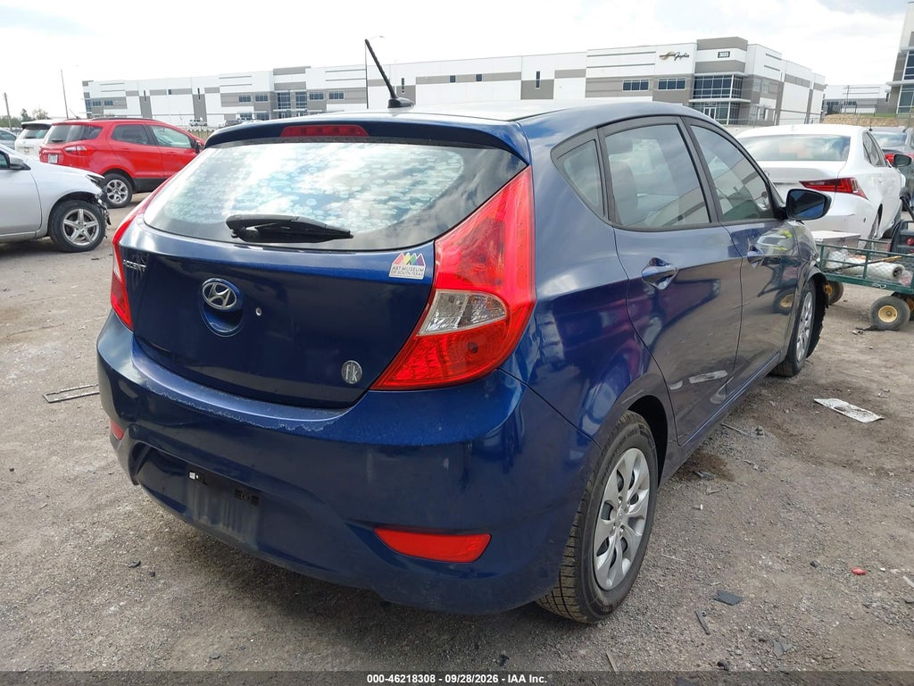 2017 Hyundai Accent SE photo 4