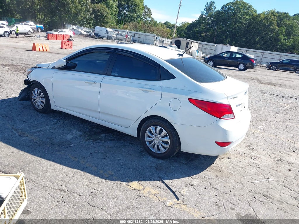 2015 Hyundai Accent GLS photo 3