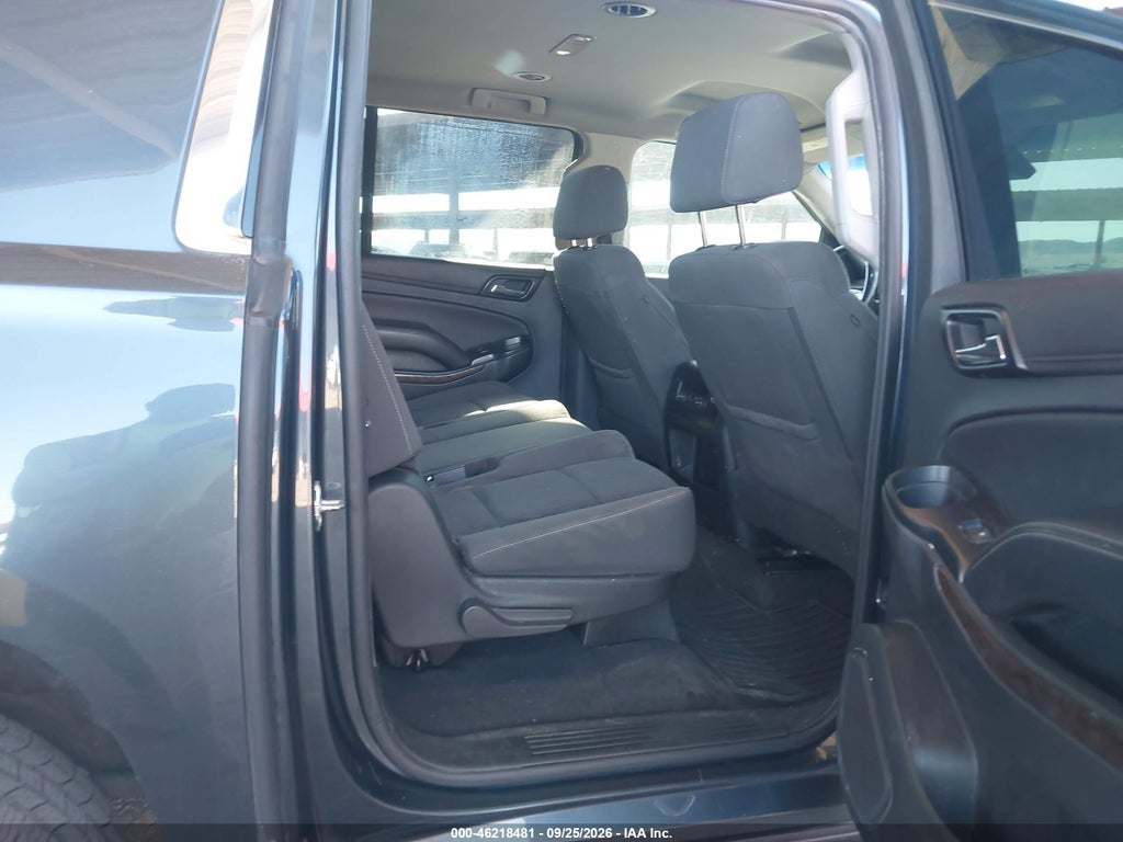 2020 Chevrolet Suburban 2WD LS photo 8