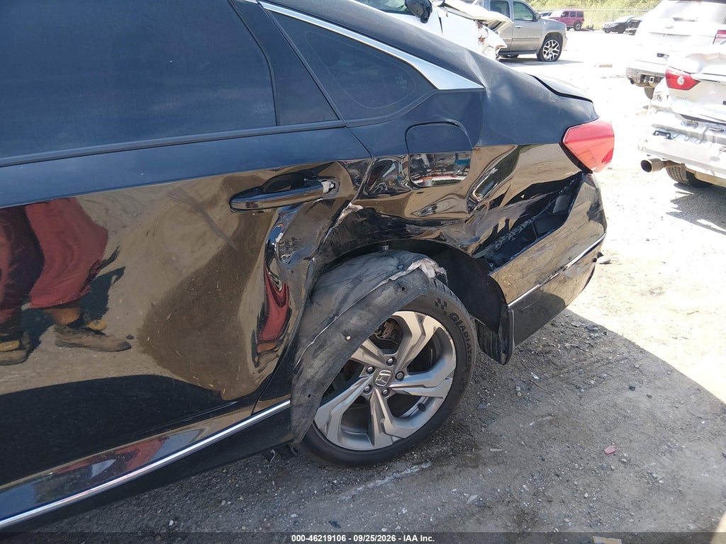 2018 Honda Accord EX-L photo 6