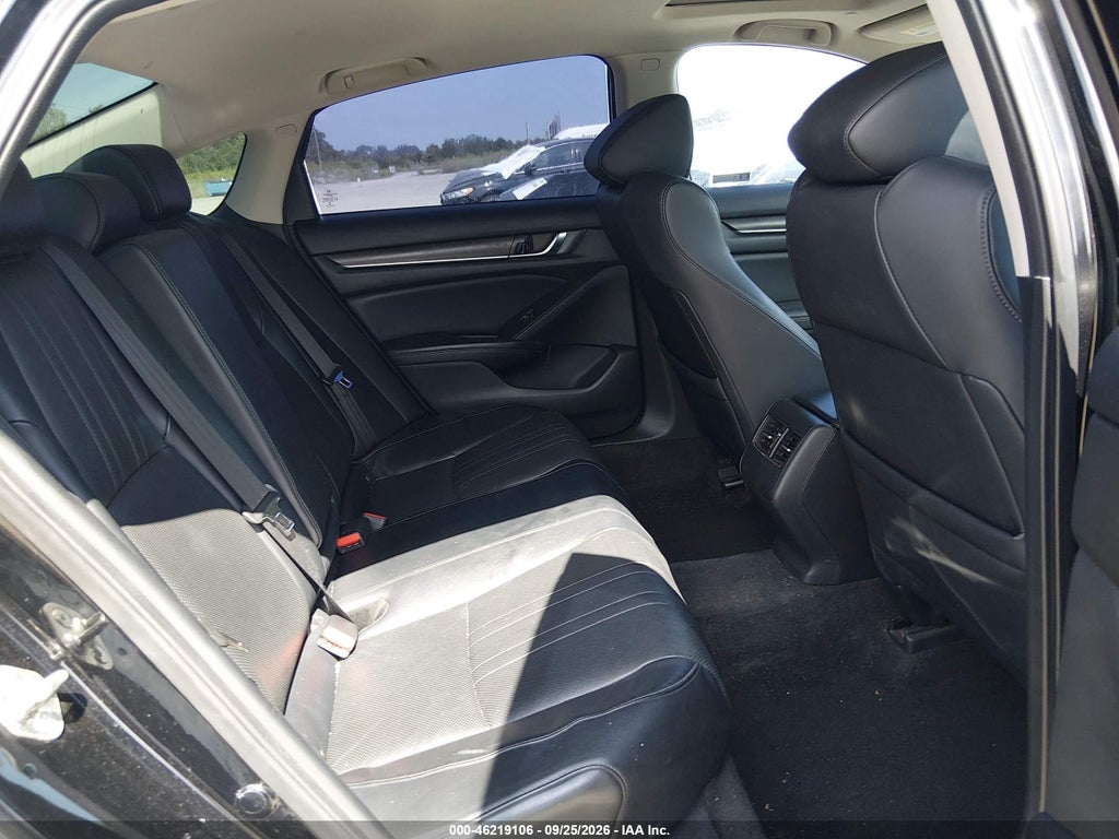 2018 Honda Accord EX-L photo 8