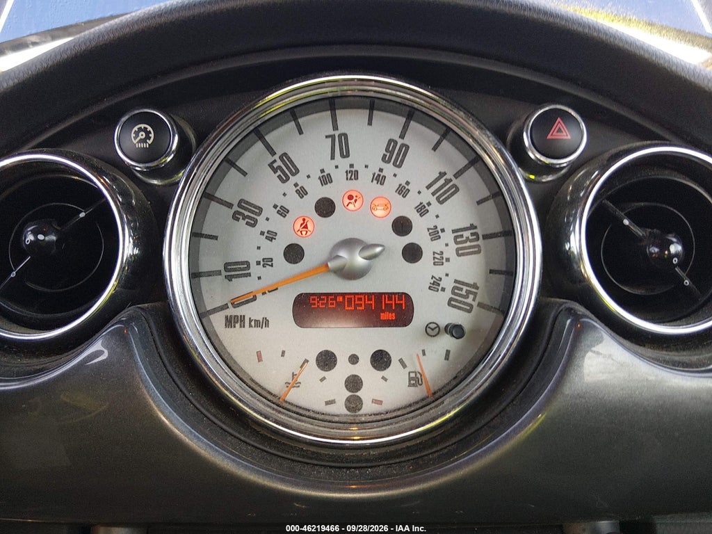 2005 Mini Cooper S photo 7