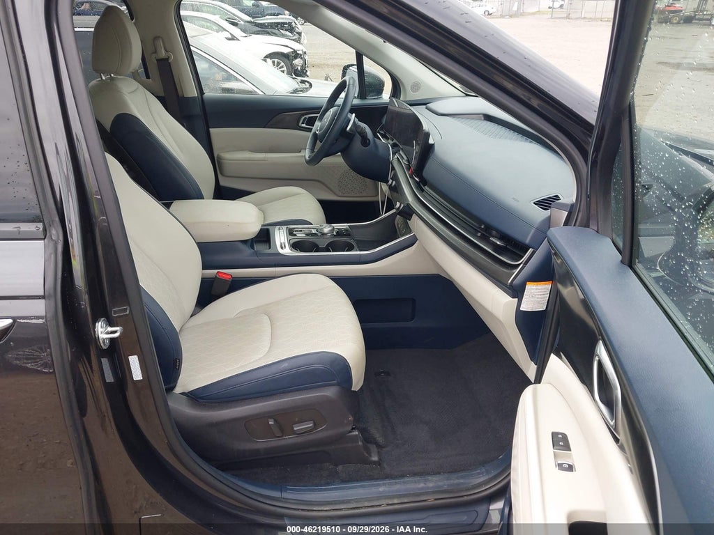 2026 Kia Carnival MPV Hybrid SX photo 5