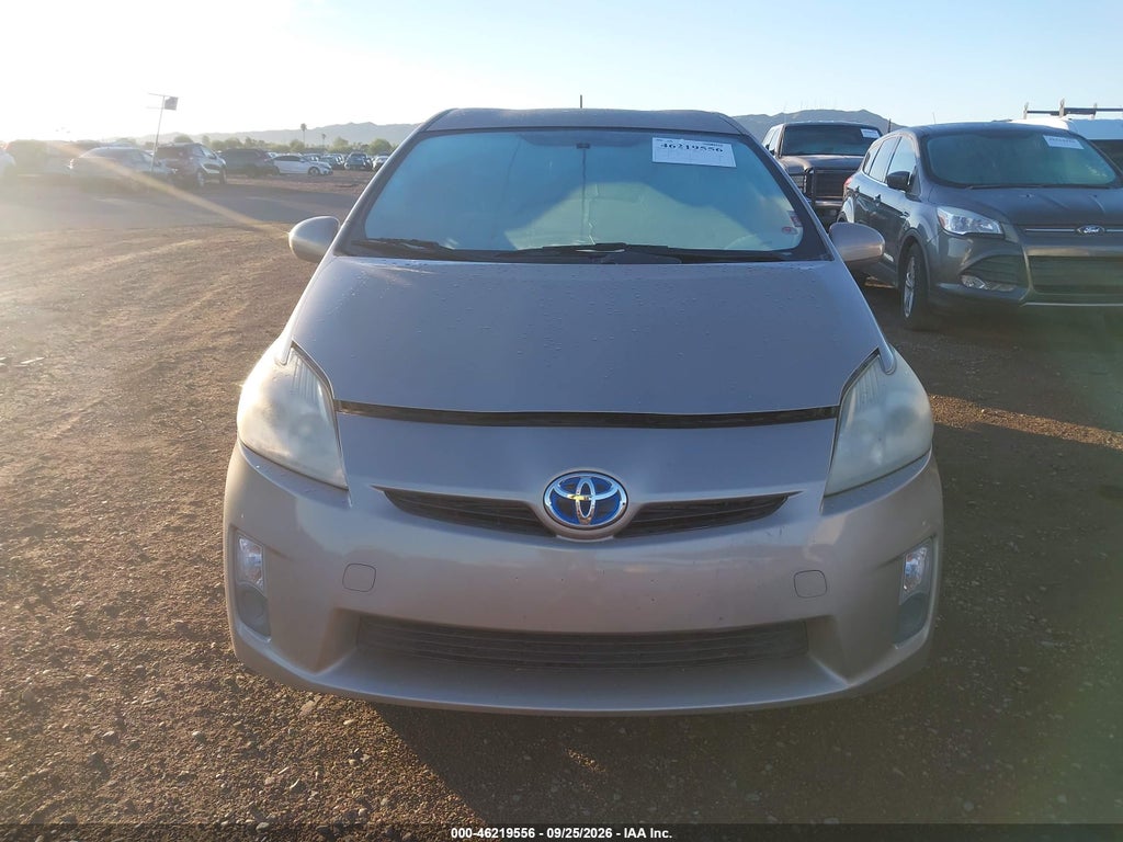 2011 Toyota Prius TWO photo 6