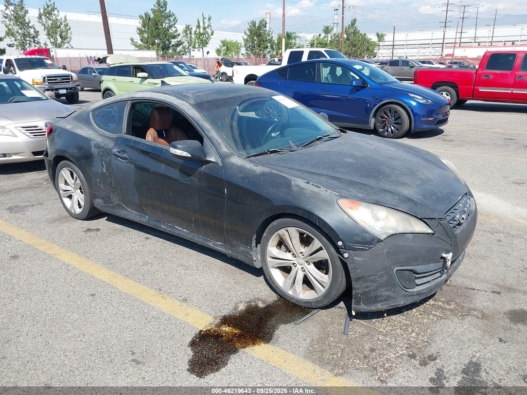 2010 Hyundai Genesis 3.8 Grand Touring photo 1