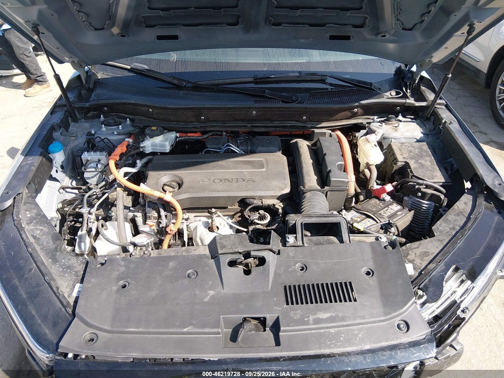 2025 Honda CR-V Hybrid Sport Touring photo 10
