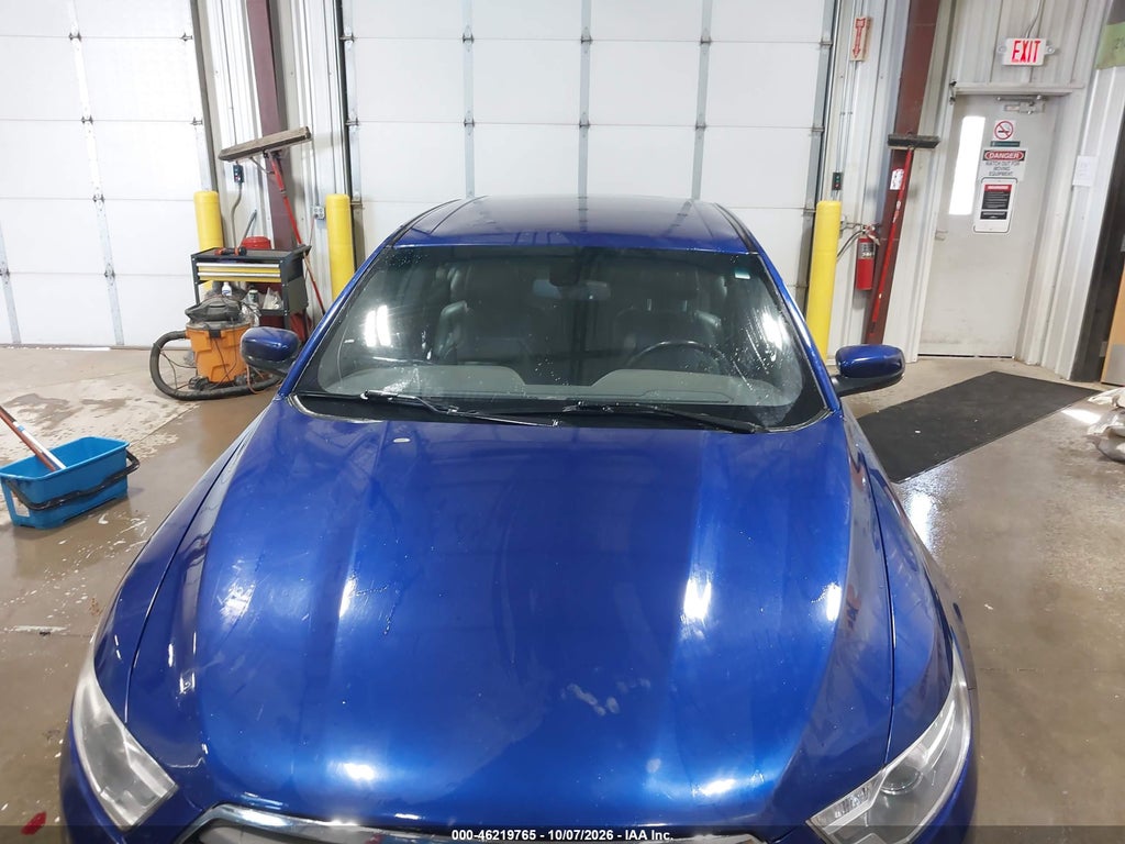 2013 Ford Taurus SEL photo 6