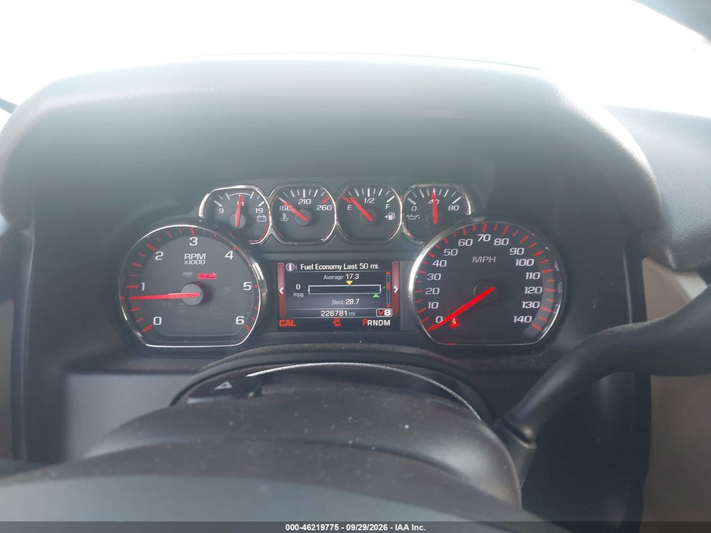 2016 GMC Yukon SLT photo 7