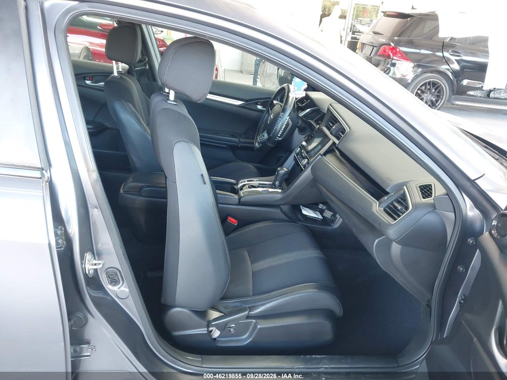 2021 Honda Civic Sport photo 5