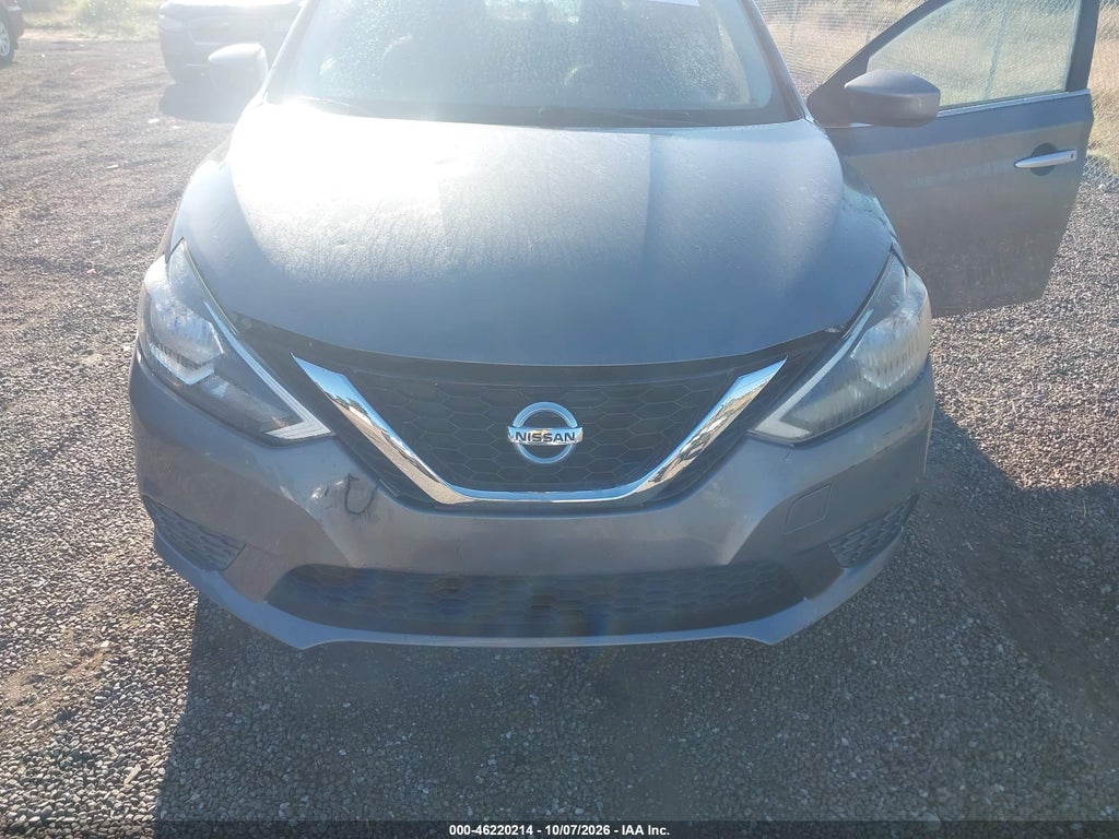 2017 Nissan Sentra S photo 6